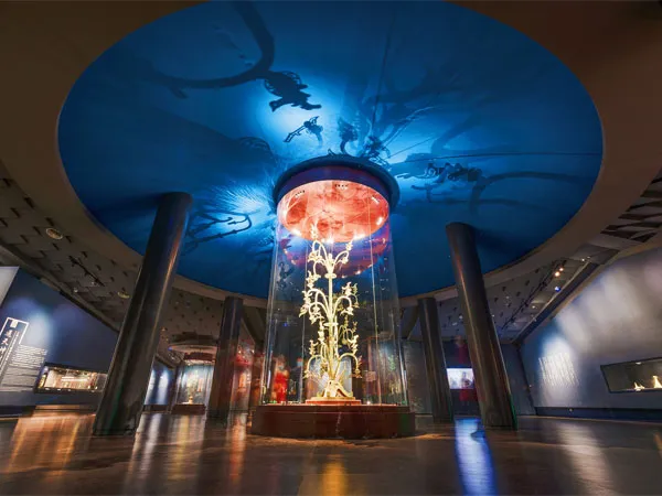 Sanxingdui Bronze Sacred Tree — iconic exhibit at Sanxingdui Museum